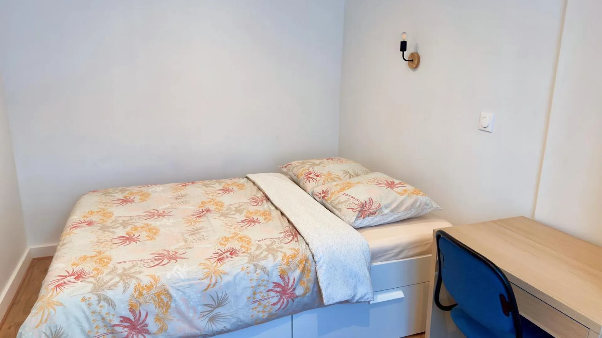 Homestay Superb And Elegant Apartment In Paris' Heart